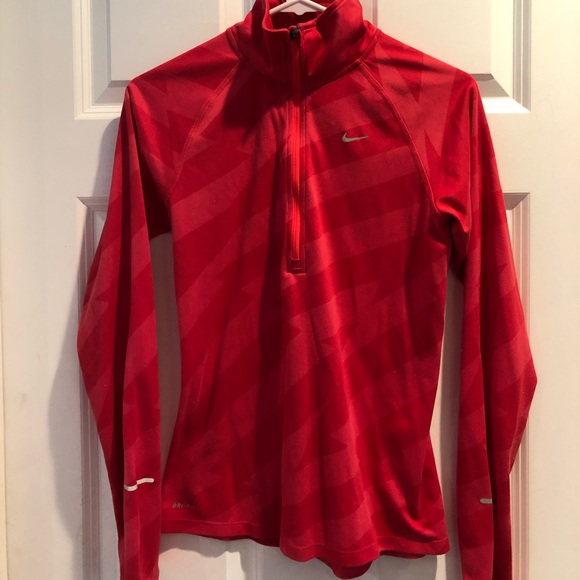 Nike dry fit top
